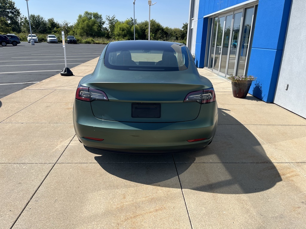 2022 Tesla Model 3 Long Range photo 7