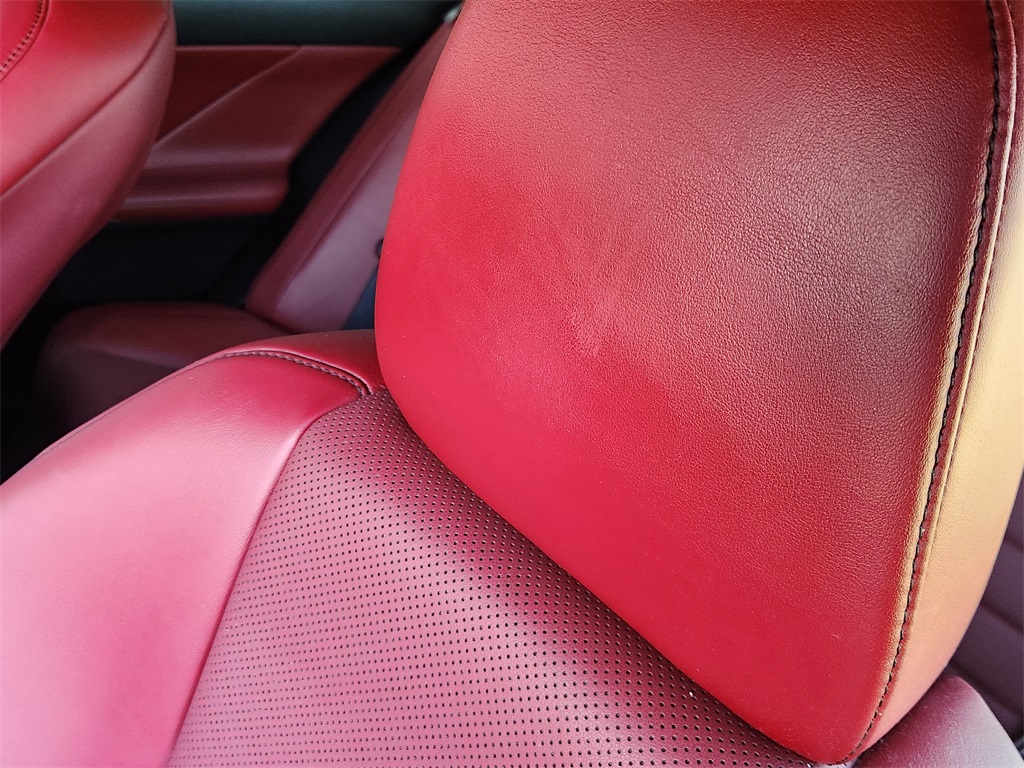 2016 Lexus IS 200t F SPORT photo 23