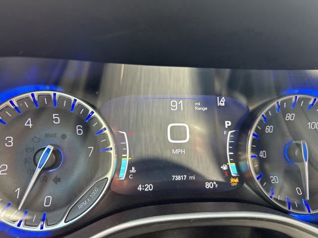 2021 Chrysler Pacifica Touring L photo 9