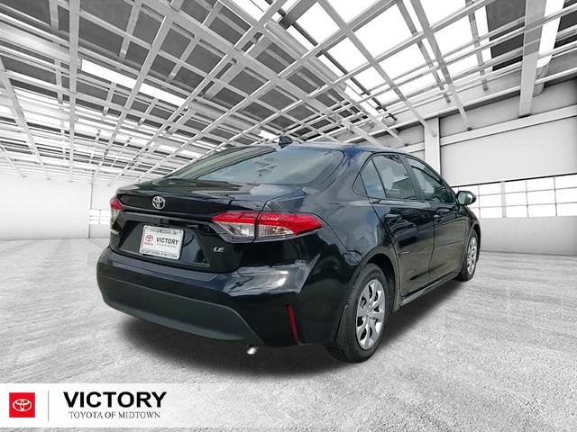 2024 Toyota Corolla LE photo 3
