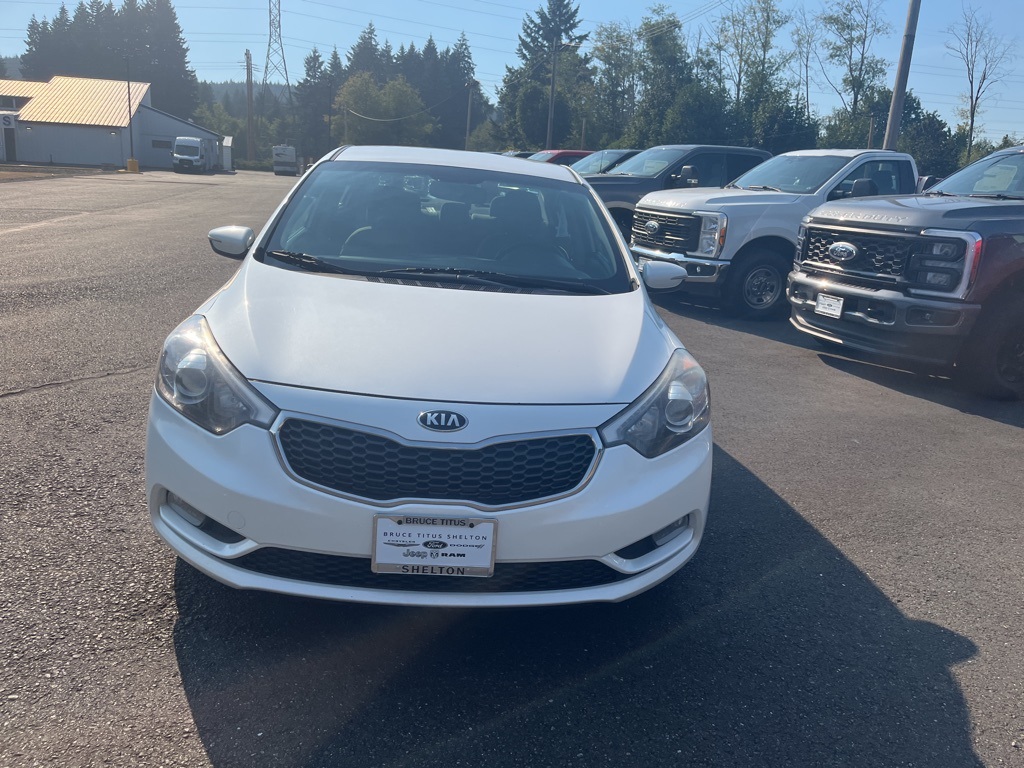 Used 2014 Kia Forte EX with VIN KNAFX4A82E5151575 for sale in Shelton, WA