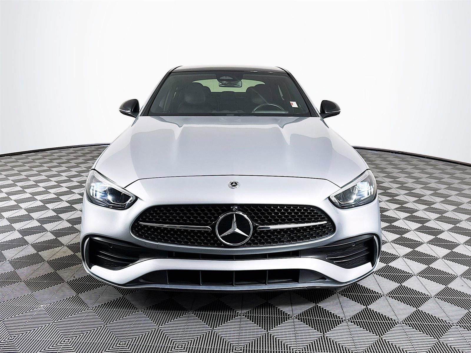 2022 Mercedes Benz C 300 Sedan photo 2