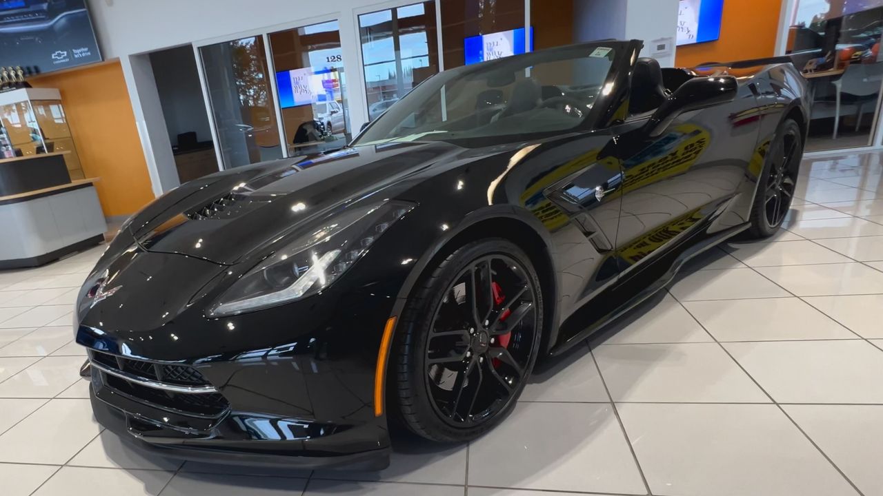 2016 Chevrolet Corvette Stingray 1LT photo 31