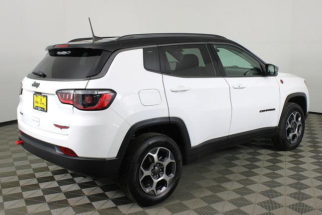 2022 Jeep Compass Trailhawk photo 4