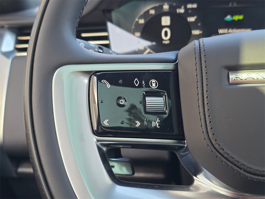 2025 Land Rover Range Rover SE photo 19