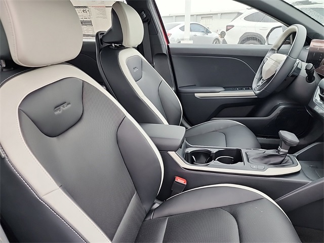 2025 Kia K4 GT-Line Turbo photo 16
