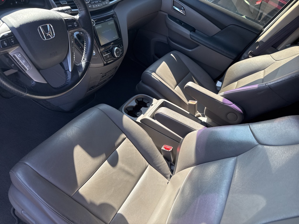 2016 Honda Odyssey Touring Elite photo 20