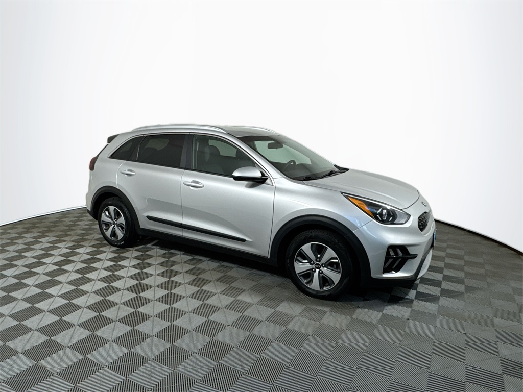 2021 Kia Niro LX photo 5
