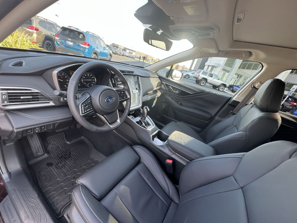 2025 Subaru Outback Limited XT photo 10