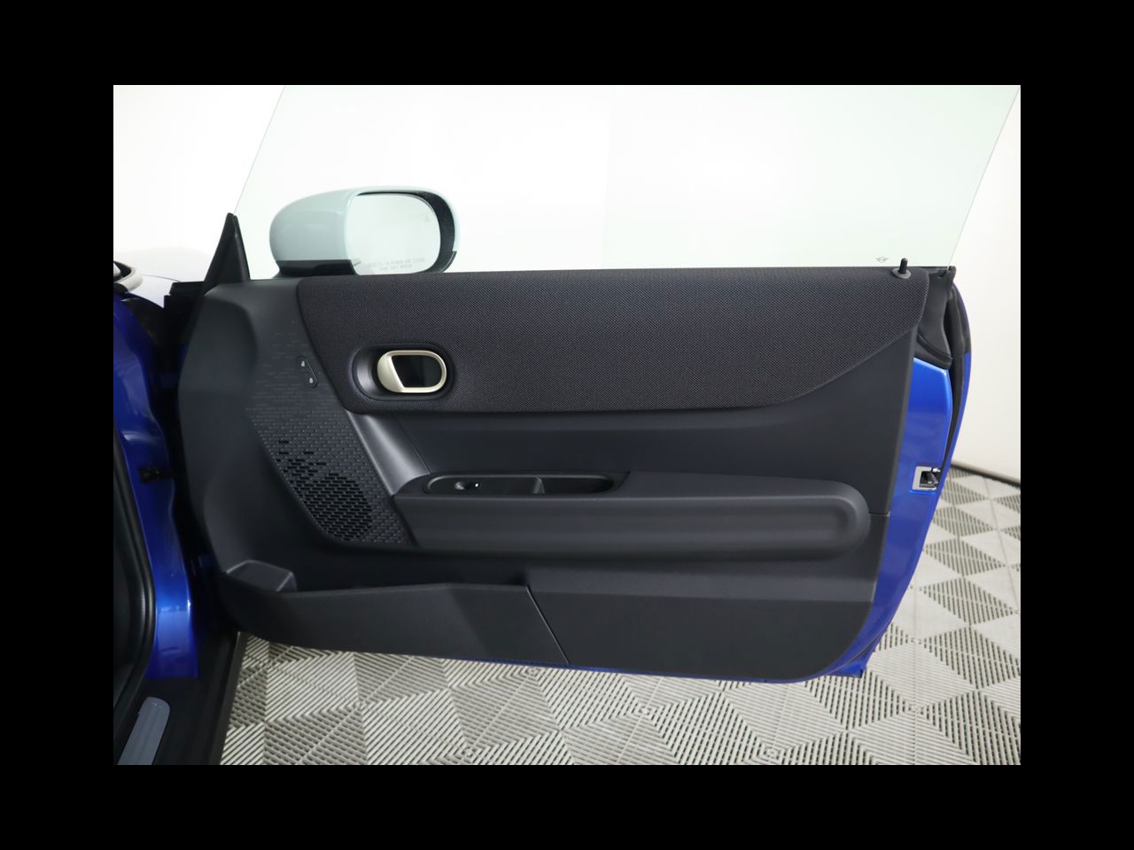 2025 Mini Cooper 2 Door Hardtop Signature photo 24