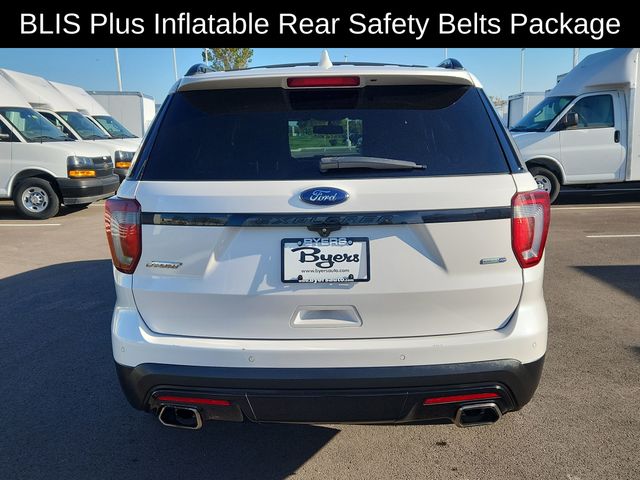 2017 Ford Explorer Sport photo 4