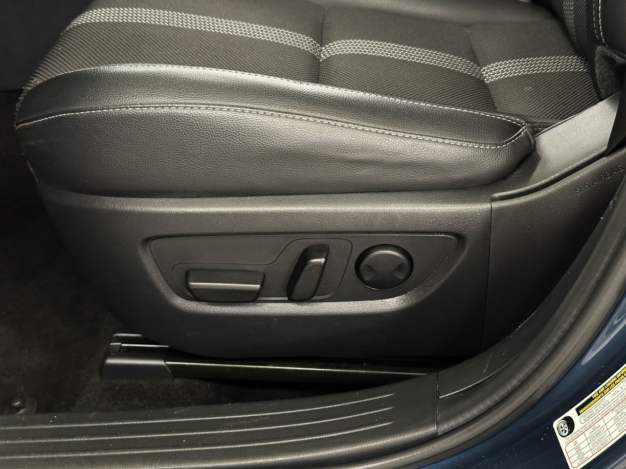 2024 Mazda CX-50 2.5 S Preferred photo 15