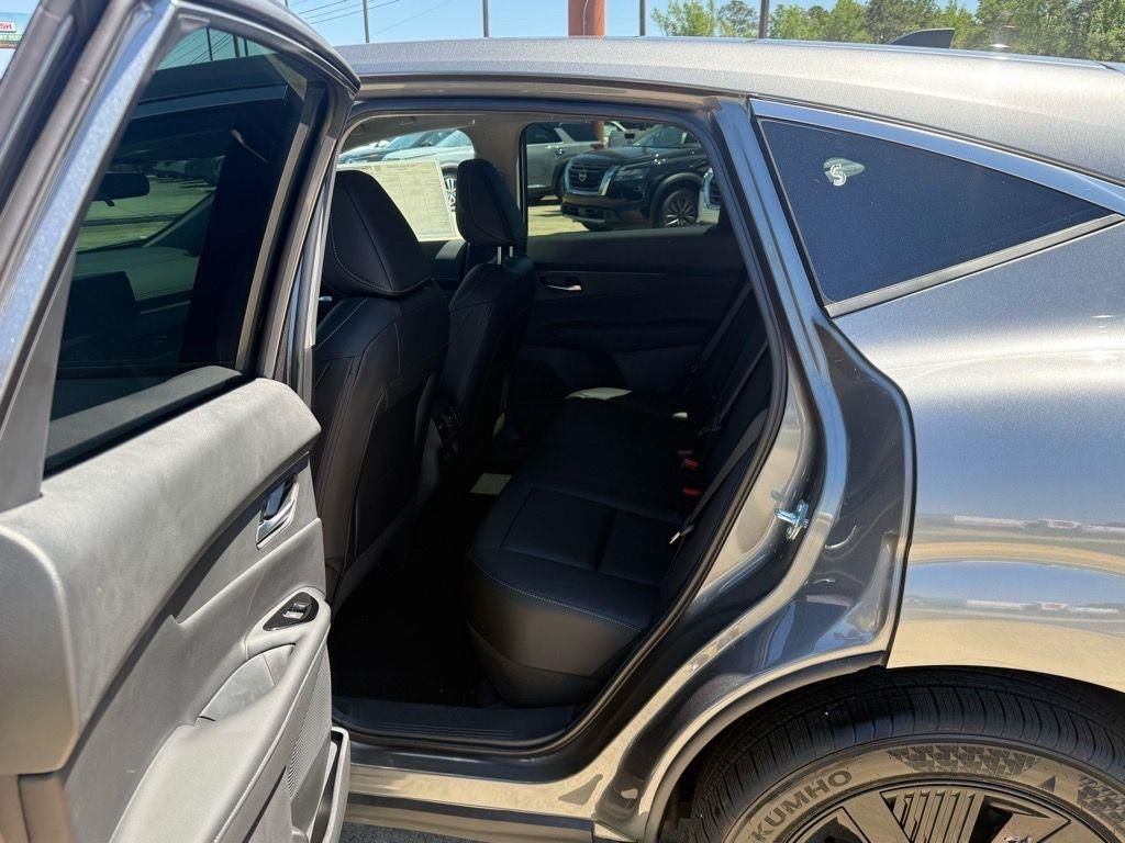2025 Nissan Murano SV photo 5