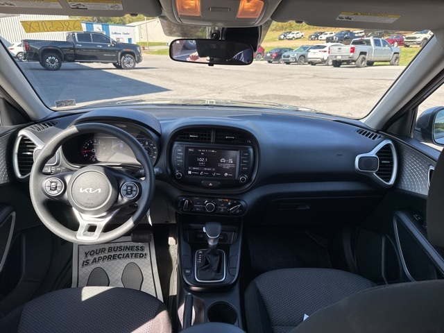 2022 Kia Soul LX photo 18