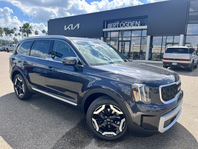 2025 Kia Telluride EX's photo