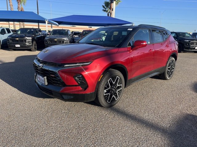 2025 Chevrolet Blazer RS photo 2