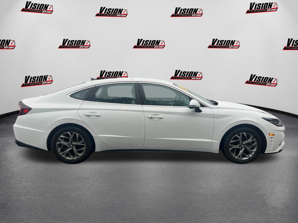2023 Hyundai Sonata SEL photo 4