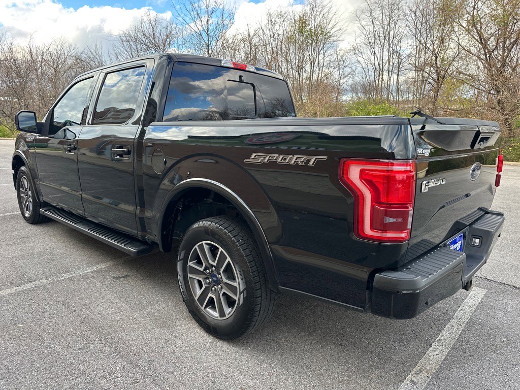 2017 Ford F-150 Lariat photo 2