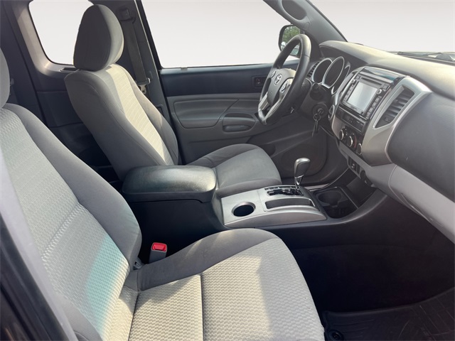 2014 Toyota Tacoma Base photo 14