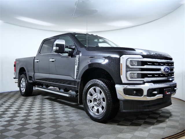 2024 Ford F-250 Super Duty Lariat's photo
