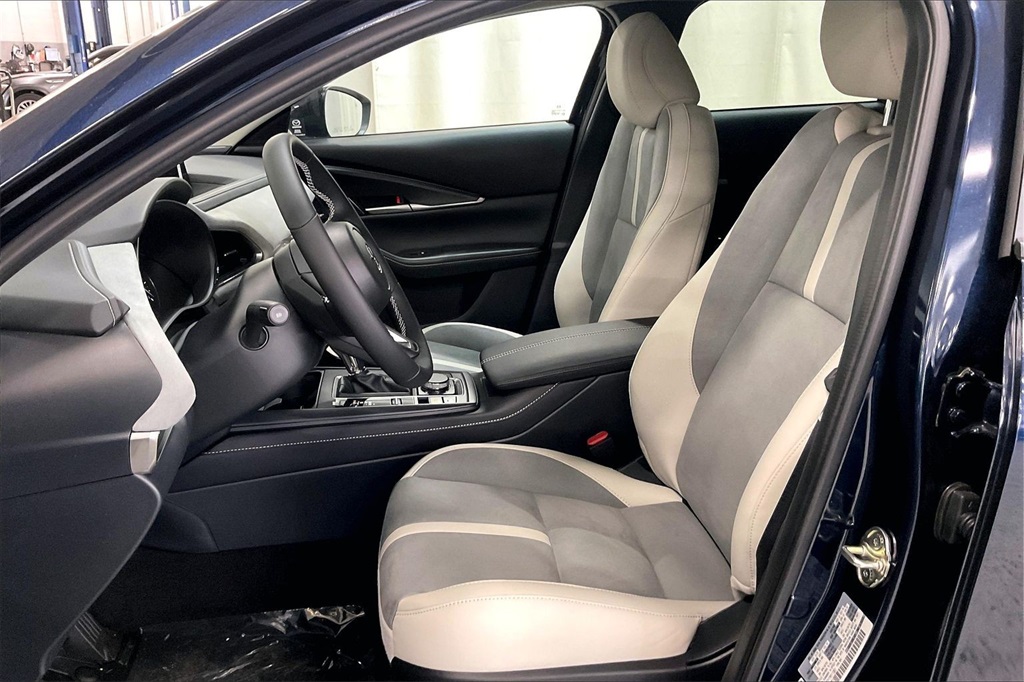 2026 MAZDA CX-30 - Image 8