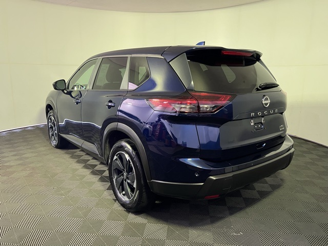 2025 Nissan Rogue SV photo 6