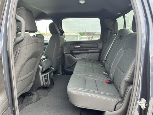2025 Ram 1500 Tradesman photo 18