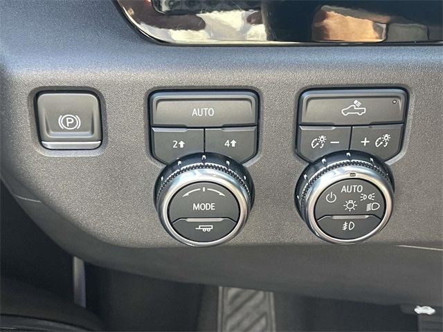 2024 Gmc Sierra 1500 Elevation photo 18