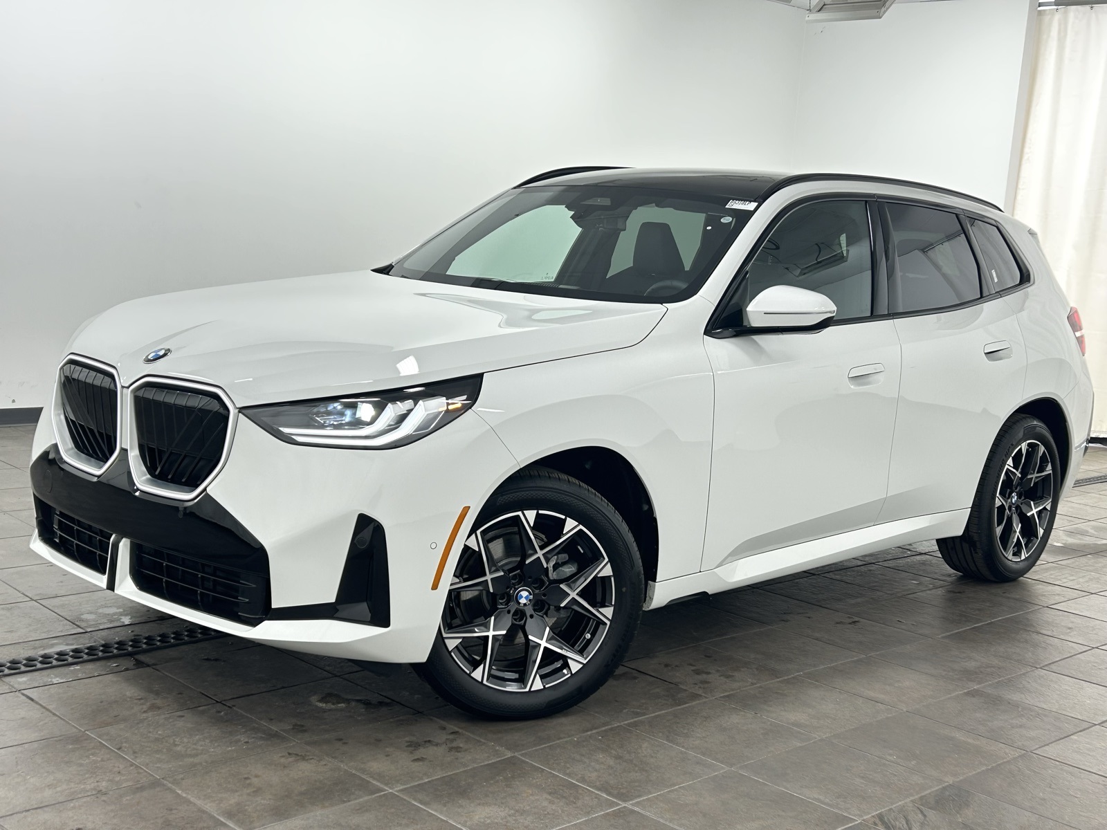 2026 BMW X3 30's photo