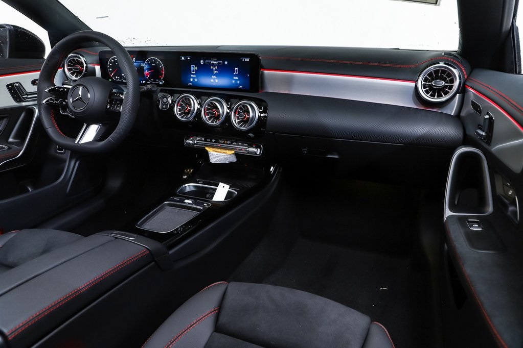 2025 Mercedes Benz CLA 250 4MATIC photo 7