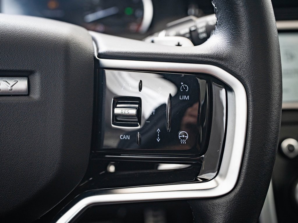 2023 Land Rover Discovery Sport SE R-Dynamic photo 22