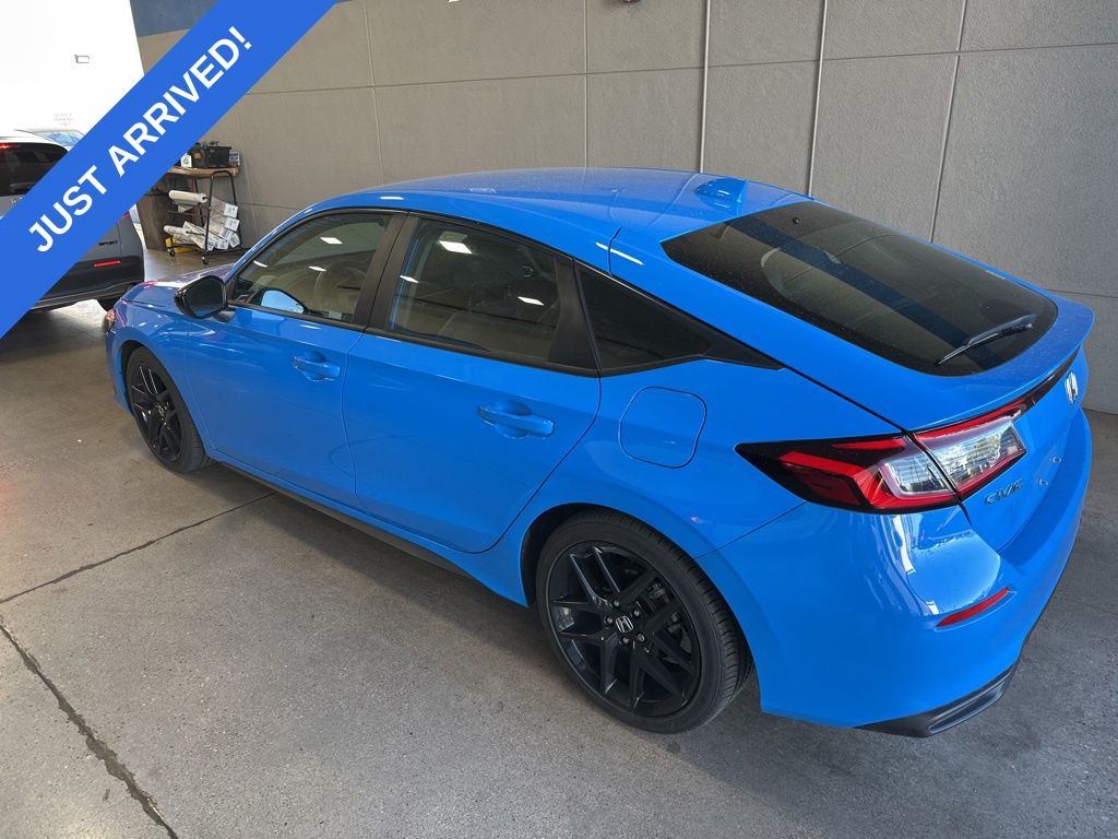 2023 Honda Civic Sport photo 4