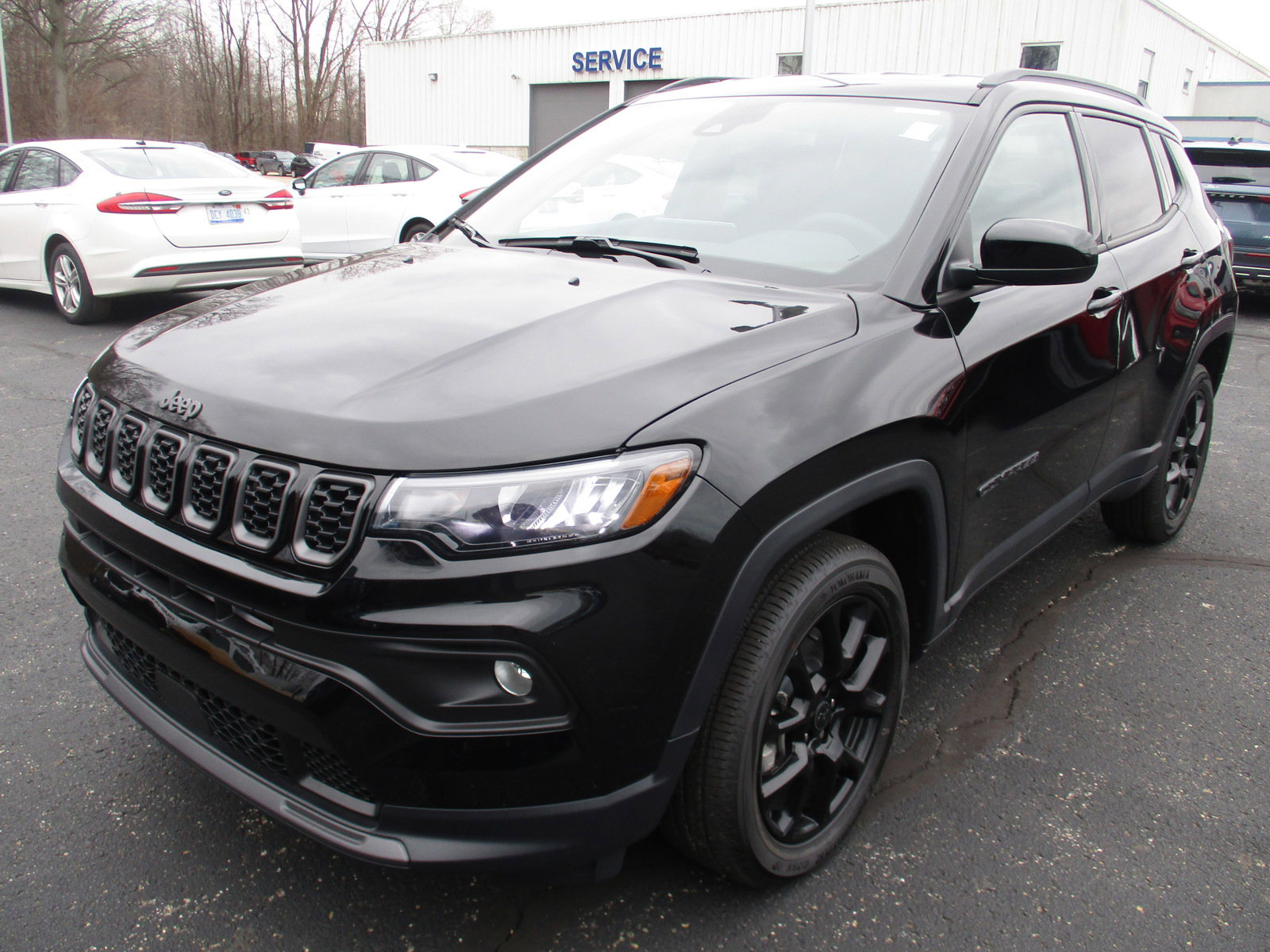 2025 Jeep Compass Latitude photo 3
