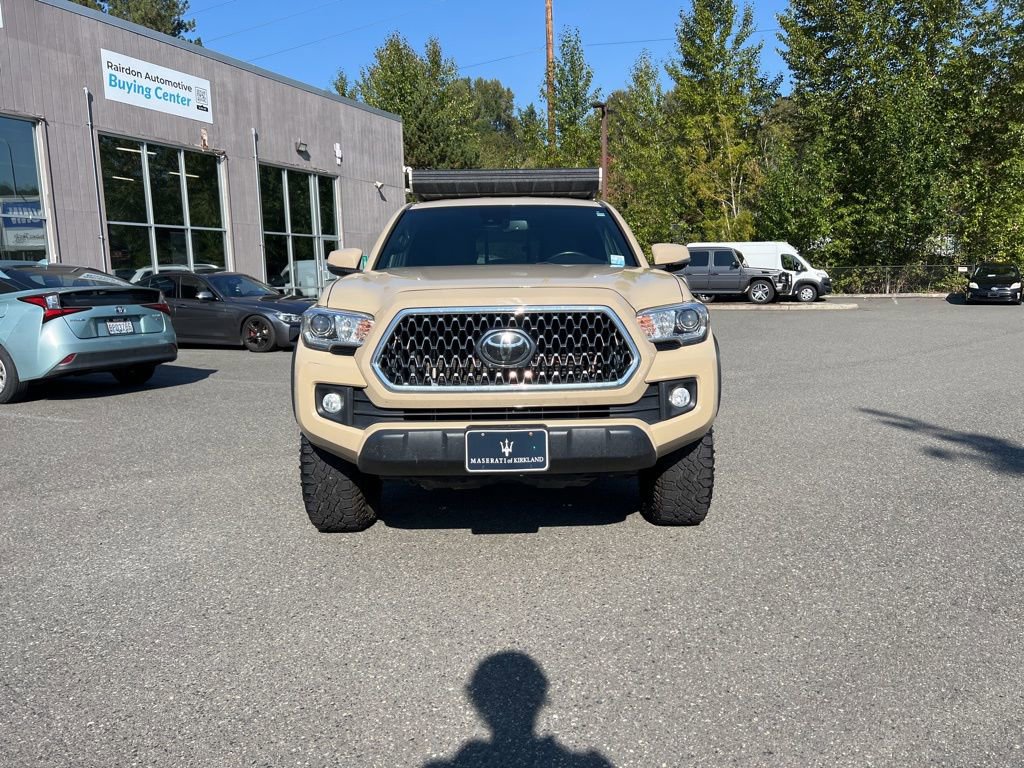 2019 Toyota Tacoma TRD Off-Road photo 2