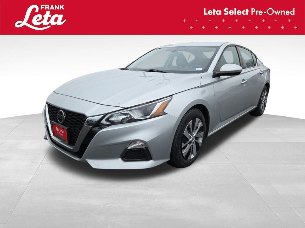 2019 Nissan Altima S's photo