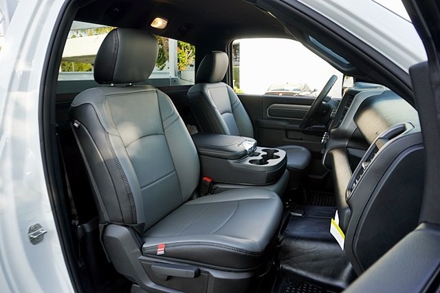 New 2024 Bright White Clear-Coat Exterior Paint RAM Tradesman image 20