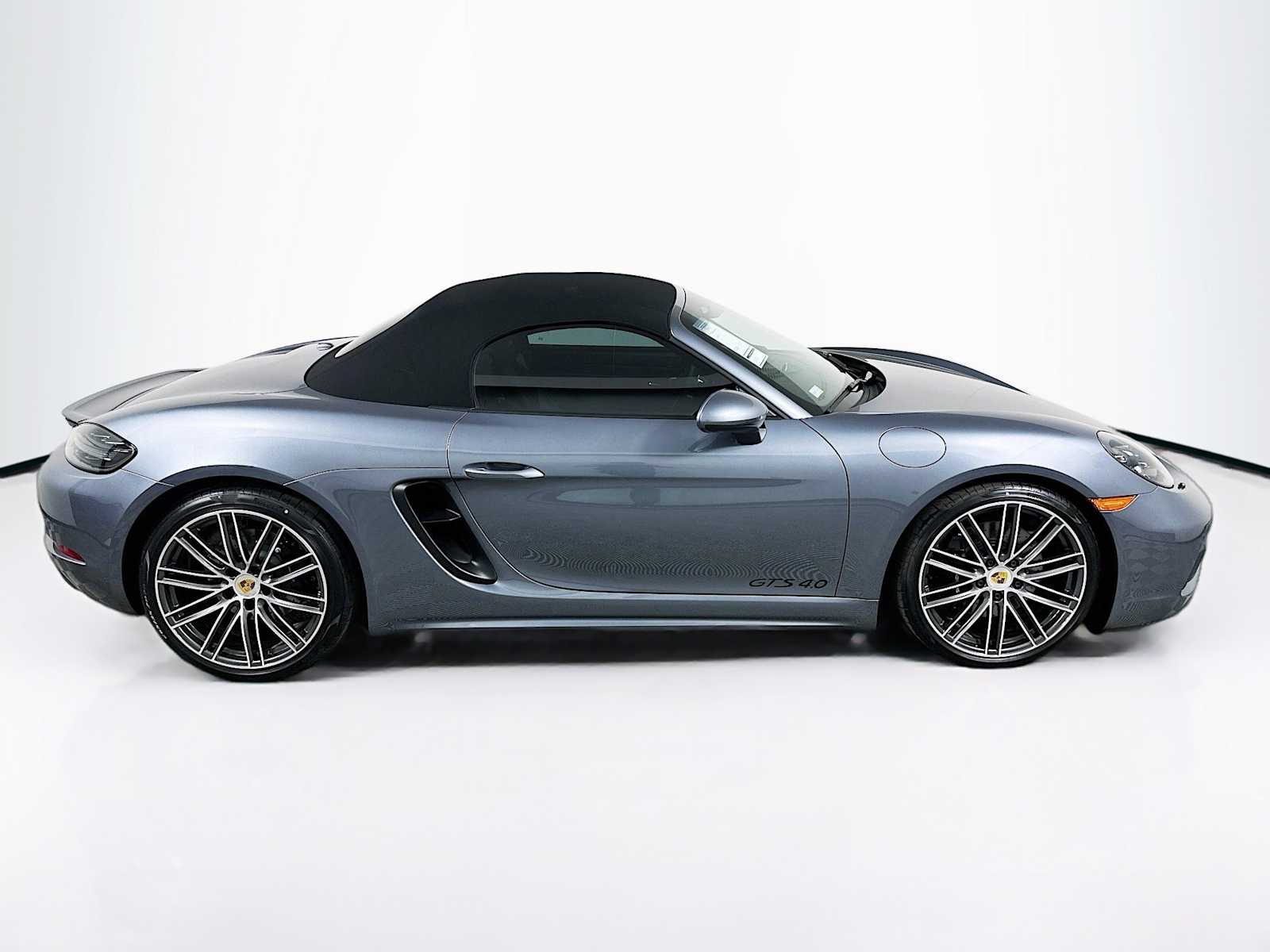 2025 Porsche Boxster GTS 4.0 photo 8