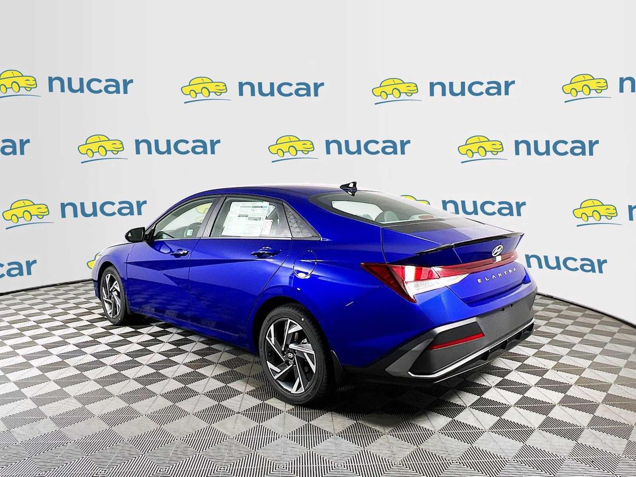 2025 Hyundai Elantra SEL Sport photo 4