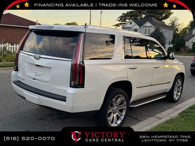 2020 Cadillac Escalade Luxury photo 4