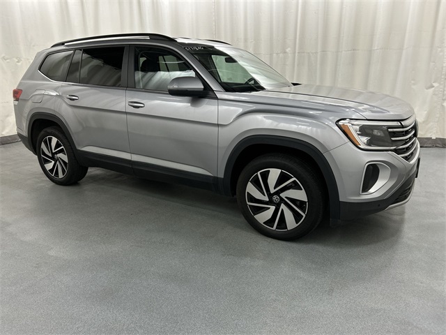 2024 Volkswagen Atlas SE w/Tech's photo