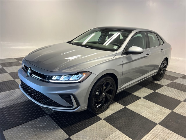 2026 Volkswagen Jetta 1.5T SE photo 3
