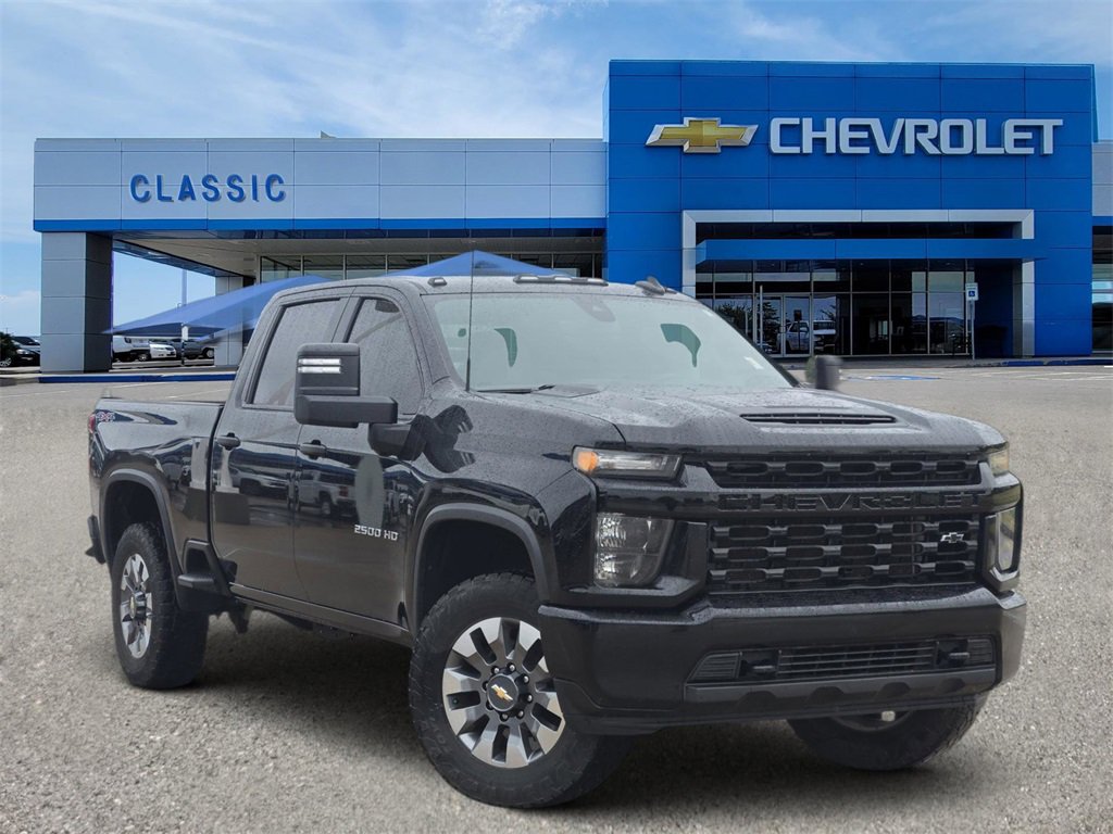 2022 Chevrolet Silverado 2500HD Custom's photo