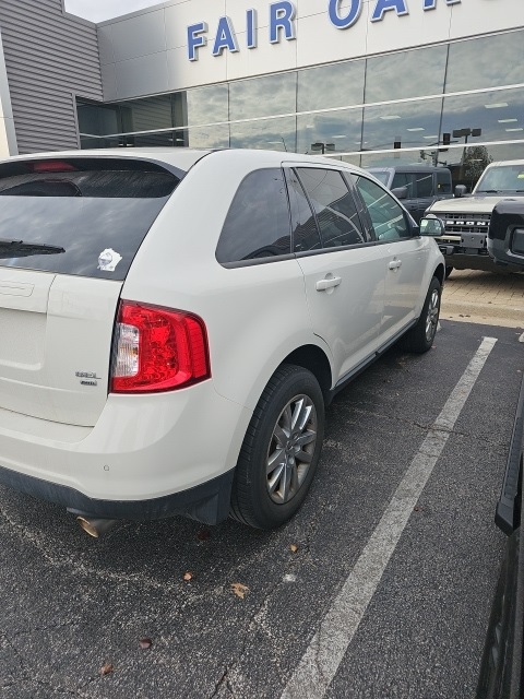 2013 Ford Edge SEL photo 3