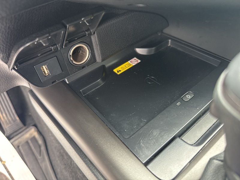 2022 Toyota Camry SE photo 30