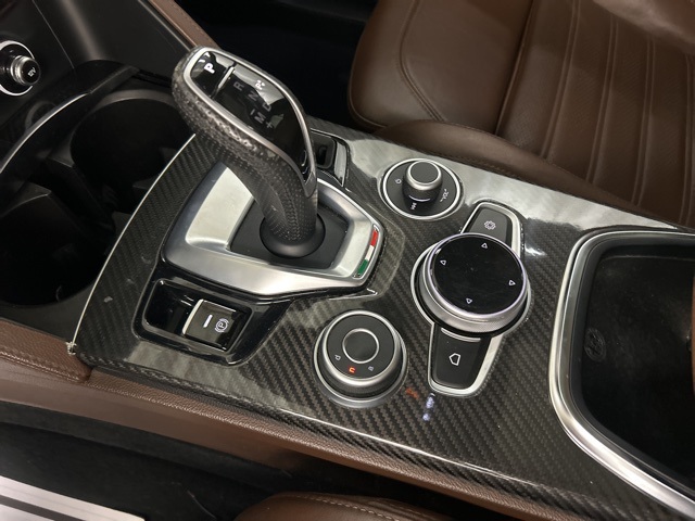 2020 Alfa Romeo Stelvio Ti Sport photo 19