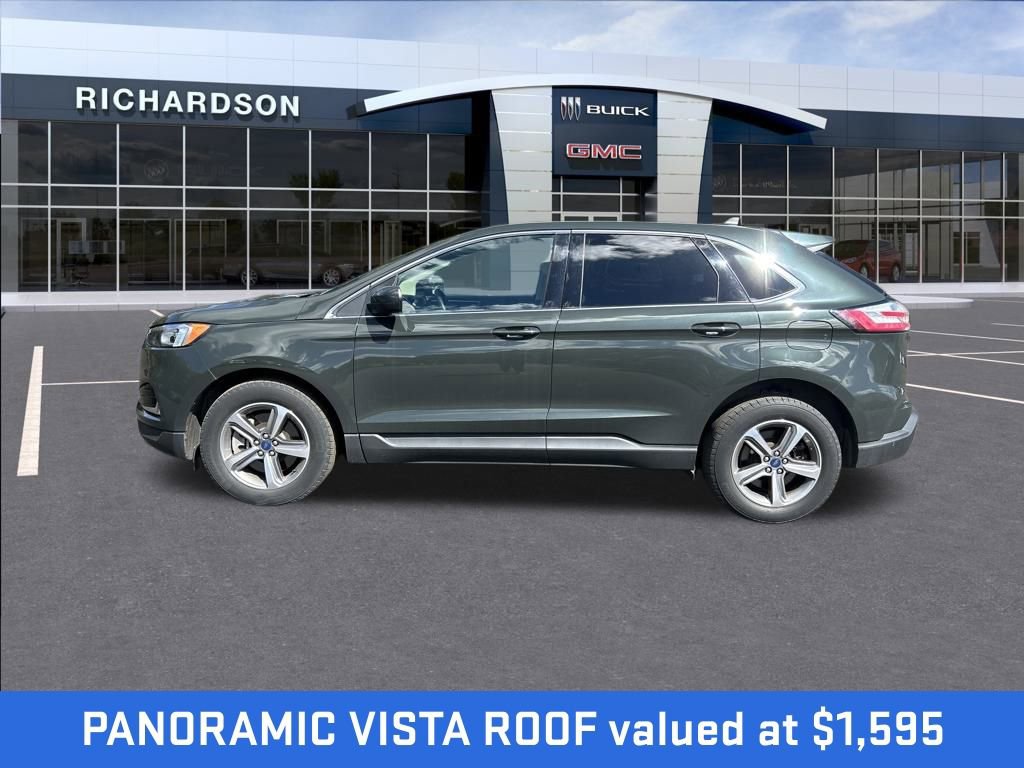 2022 Ford Edge SEL photo 2