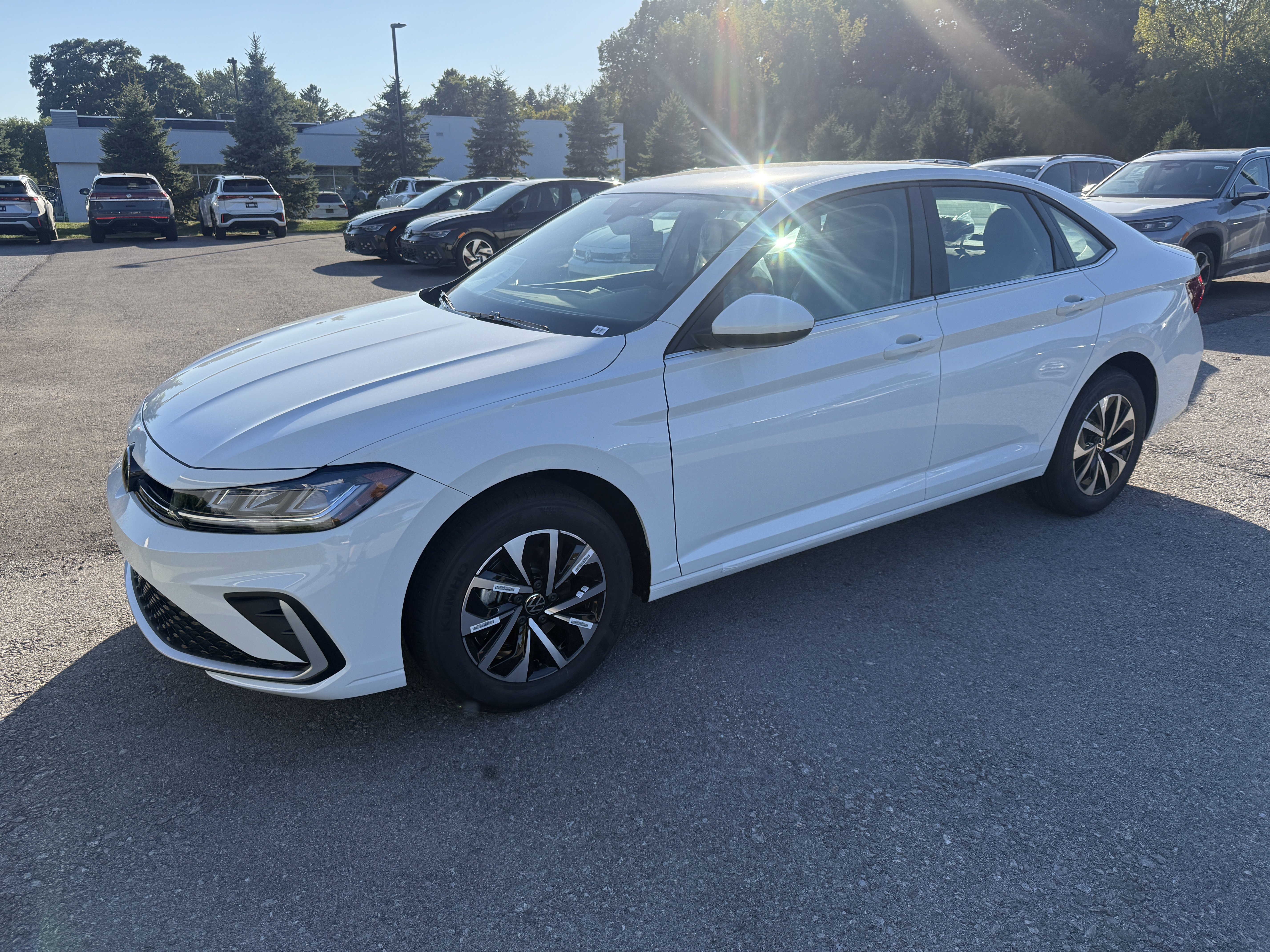 2025 Volkswagen Jetta S's photo