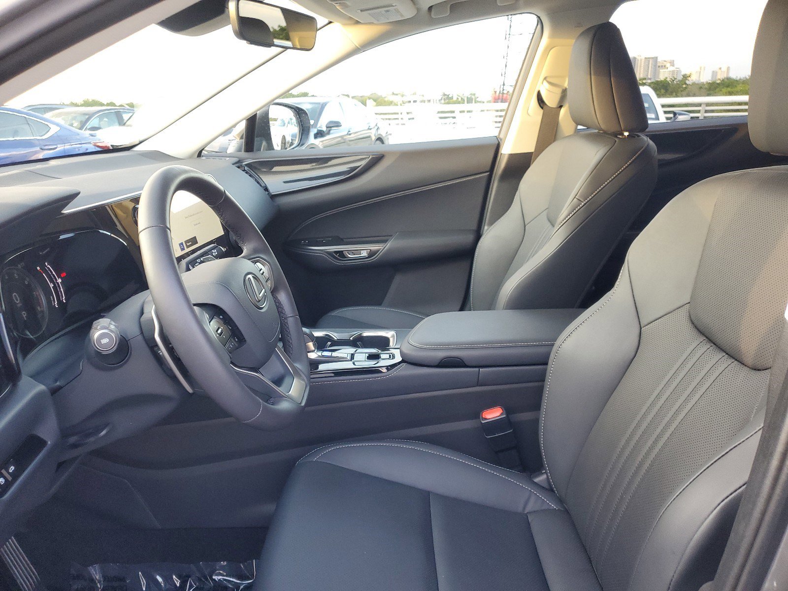 2024 Lexus NX 250 photo 16
