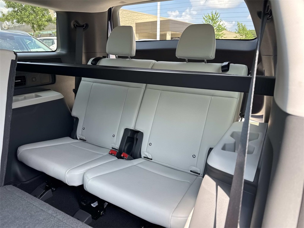 2026 Hyundai Santa Fe SEL photo 4