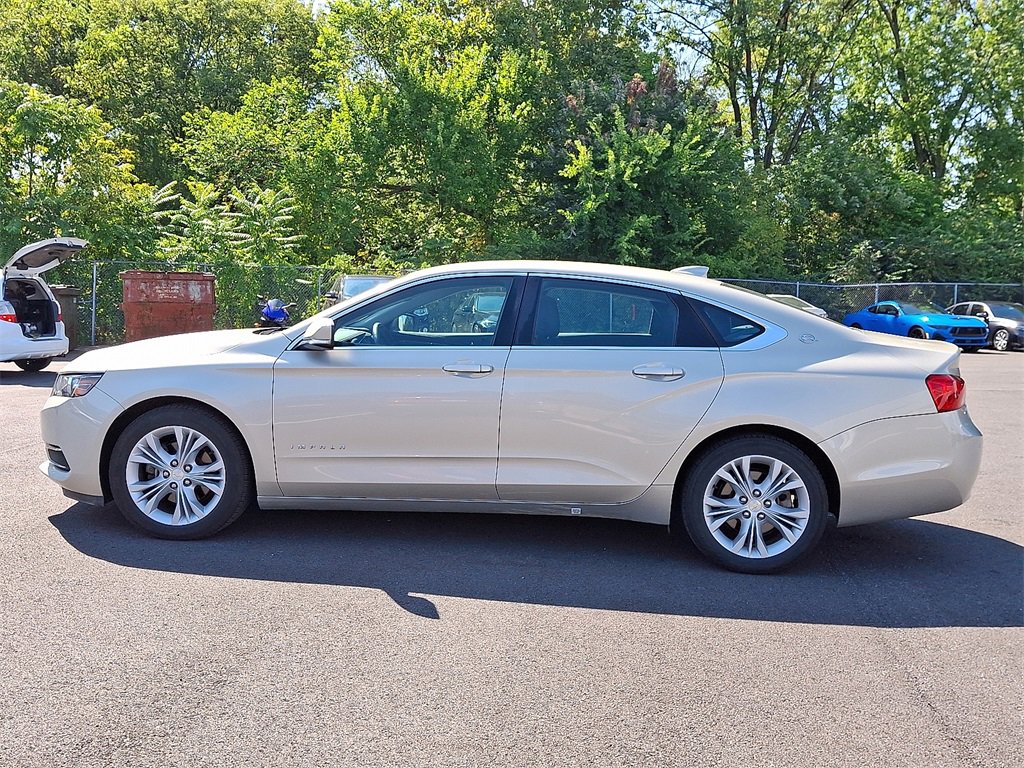 2015 Chevrolet Impala photo 4